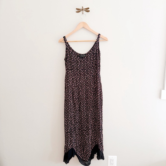 Vintage Dresses & Skirts - 90s Floral Whimsygoth Grunge Handkerchief Hem Moody Floral Midi Slip Dress